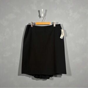 David N – Classic Black Lined Skirt – Size 10